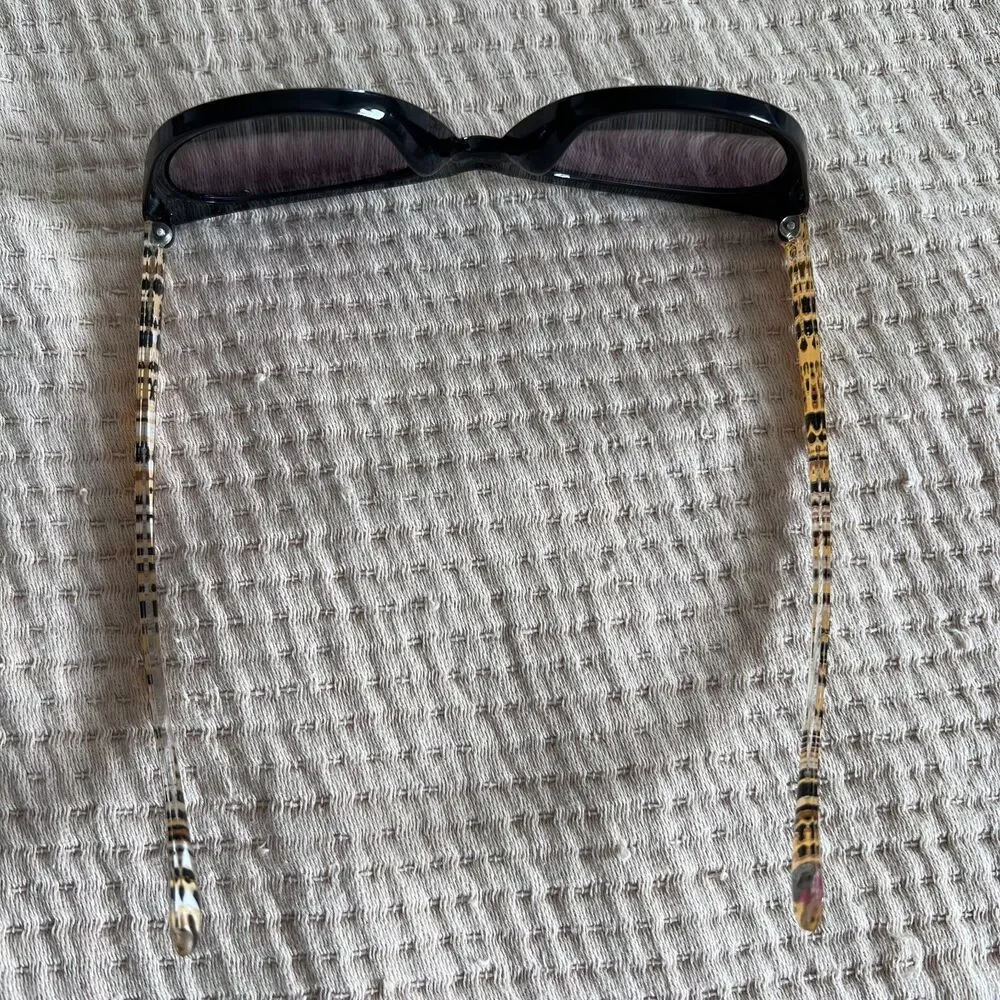 Betsey Johnson Sunglasses Womens Cat Eye Leopard Arms Animal Heart *FRAMES ONLY*